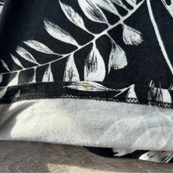 Karen Kane Leaves Pattern Cold Shoulder Bell Sleeve Top - Picture 15 of 15